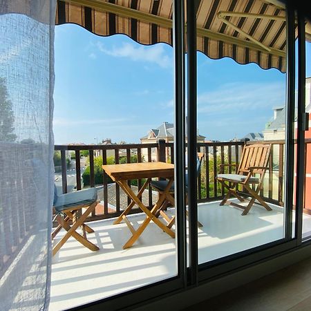 Hyper Centre - 2 Pieces Tout Confort - Terrasse - Ascenseur - Cabourg Dış mekan fotoğraf